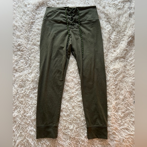 Aerie Green Leggings - Picture 2 of 7